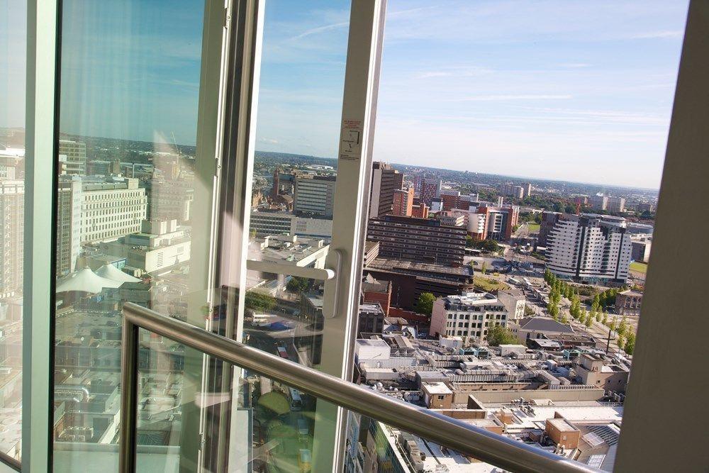 Staying Cool At Rotunda Birmingham Exterior photo